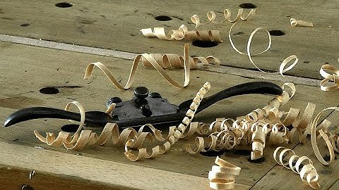How to Use and Sharpen a Spokeshave