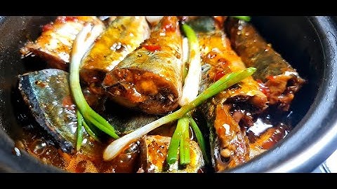 CÁ NỤC KHO CÙNG VỚI NƯỚC MÍA TƯƠI thơm ngon đặm đà xương mềm rục thịt cá còn chắc