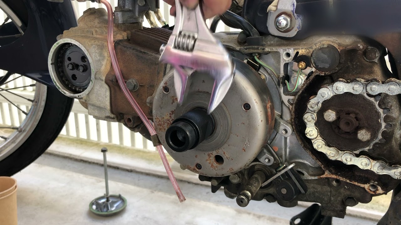 n°2 カブ　カムチェーン交換（分解1）