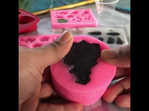 Resin crystal demolding...asmr!