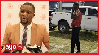 KIPIGO CHA YANGA CHAMCHANGANYA AHMED ALLY AMUACHA MDOGO WAKE KWA MKAPA AKITAFUTA USAFIRI