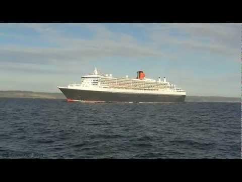 Queen Mary 2.Sailing By Scarborough England 19/09/...