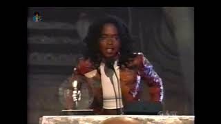 Ms. Lauryn Hill Wins New Artist Of The Year 1999 Source Awards by Ryan Smith: Sacking Mental Illness Podcast 1,491 views 1 year ago 2 minutes, 52 seconds