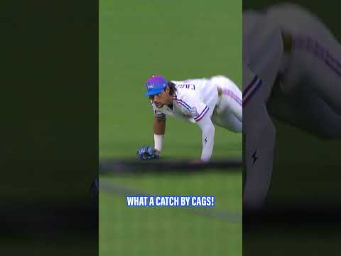 What a catch by Cags! 😮 #kcroyals #divingcatch #jaccaglianone #MLB
