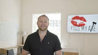 Kiss My Axe - Vidaura