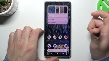 How to Personalize Home Screen on Google Pixel 7A?