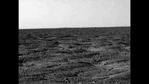 First Pictures of NASA Mars Phoenix Landing