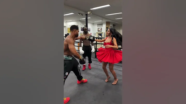 Terence Crawford boxes King Bach w/ @AdamW