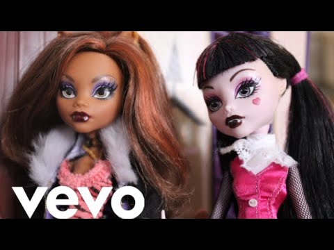 Chained To The Rythm Monster High Stop Motion - YouTube