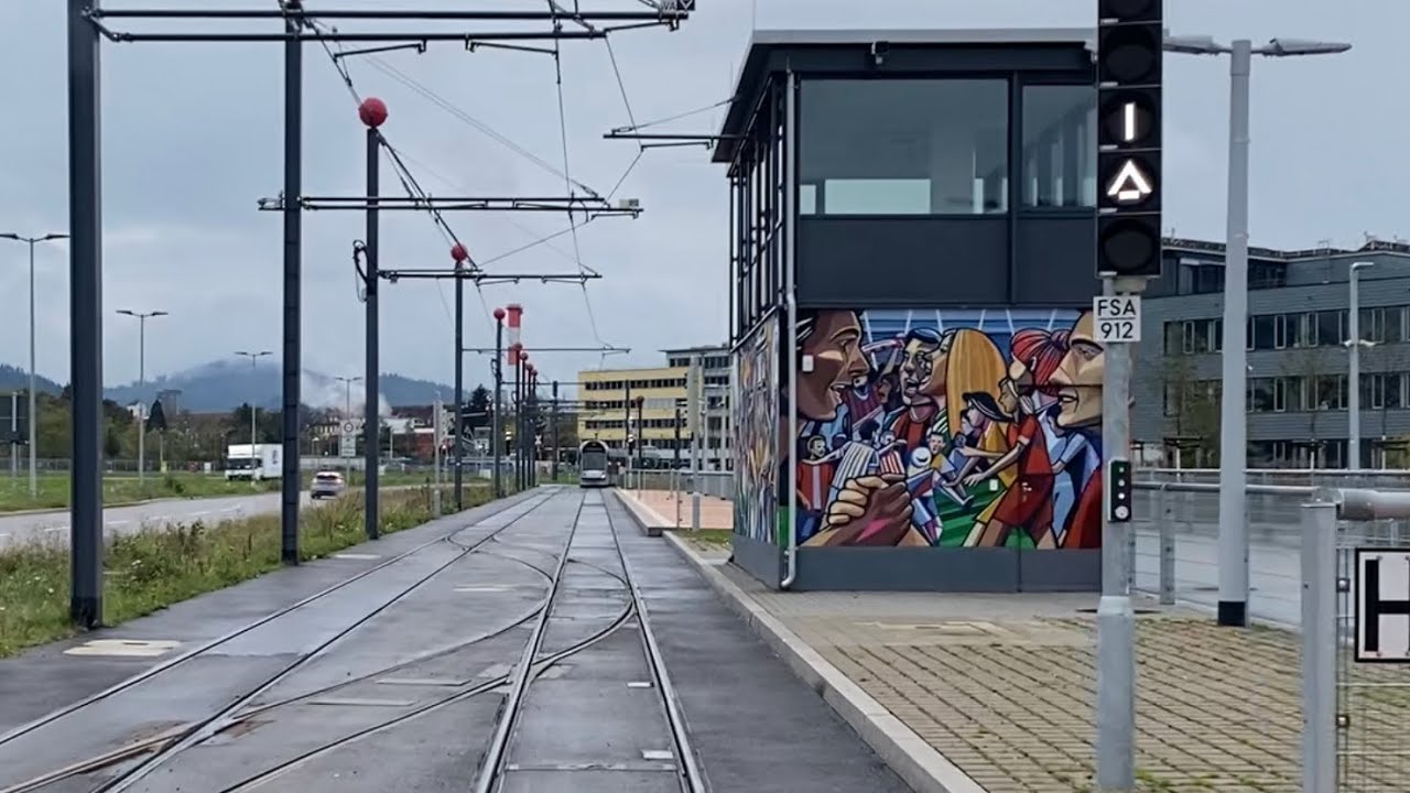 Mit der Straßenbahn 🚋 von Neuer Messeplatz￼❤️Freiburg
