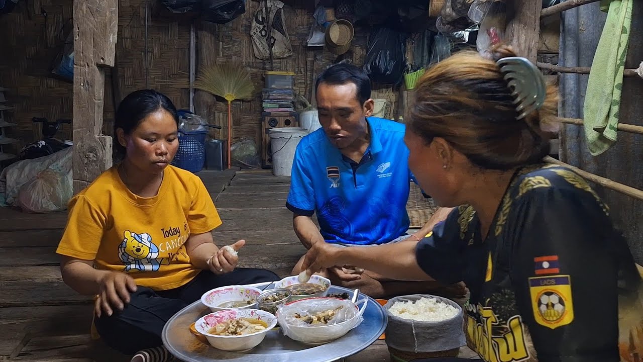 กินข้าวแลงกับครอบครัว26 กุมภาพันธ์ ค.ศ. 2026