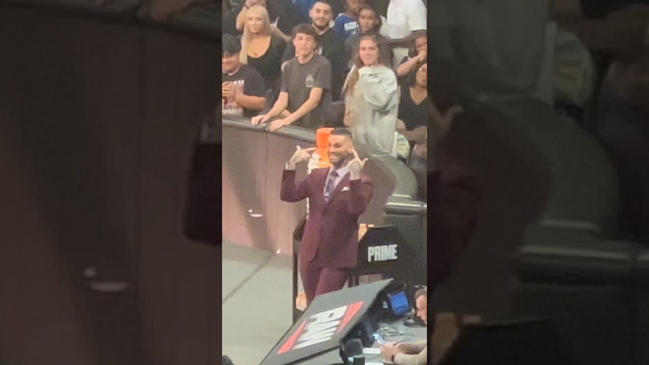 Corey Graves greets the Philadelphia crowd! 