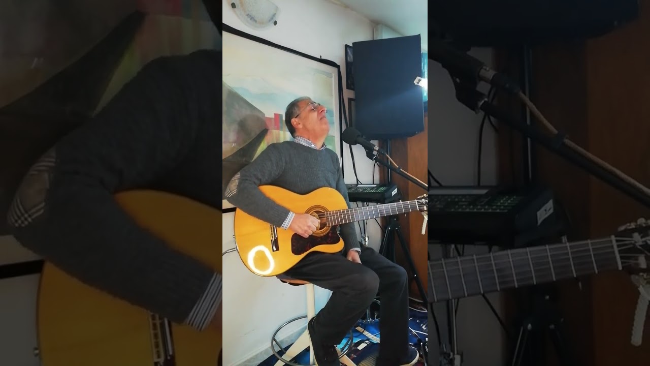 Tu cà nun chiagne (brano classico napoletano)