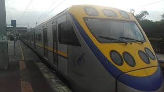 3143次區間車EMU800型大林站出站