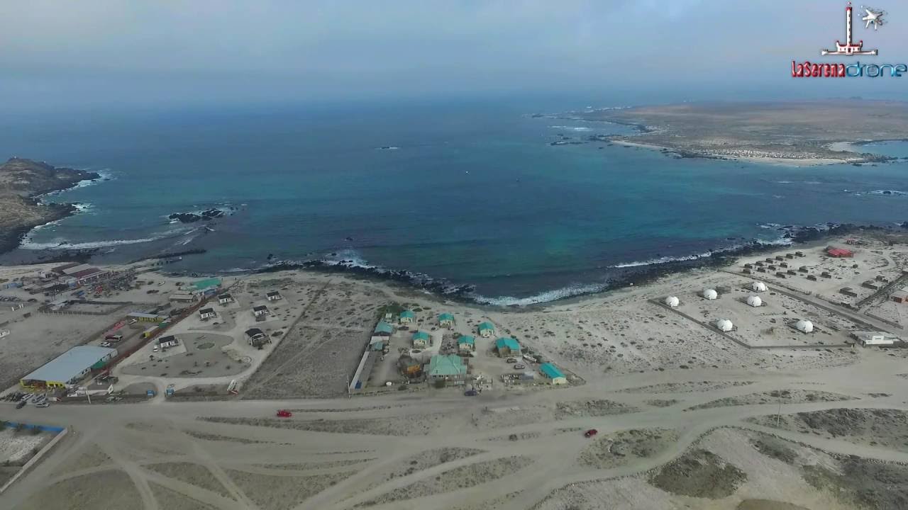 A vista de drone Punta Choros, La Higuera, IV Región