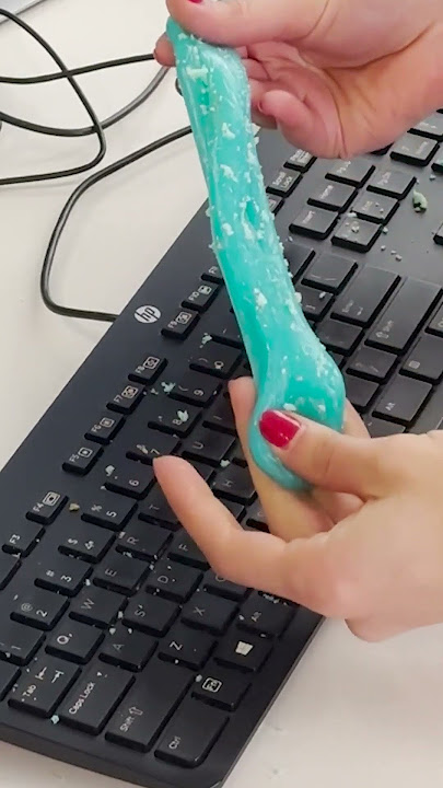 We tried this mini vacuum and gel on office messes | GMA