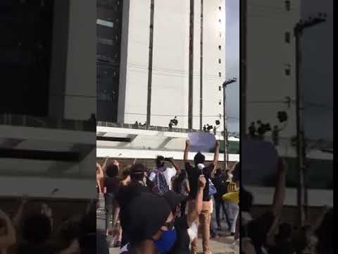 RECIFE: É CRIME! É CRIME! NÃO FOI ACIDENTE!