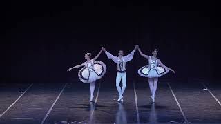 Pas De Trois Dance Of The Mirlitons - Ballet Cultura