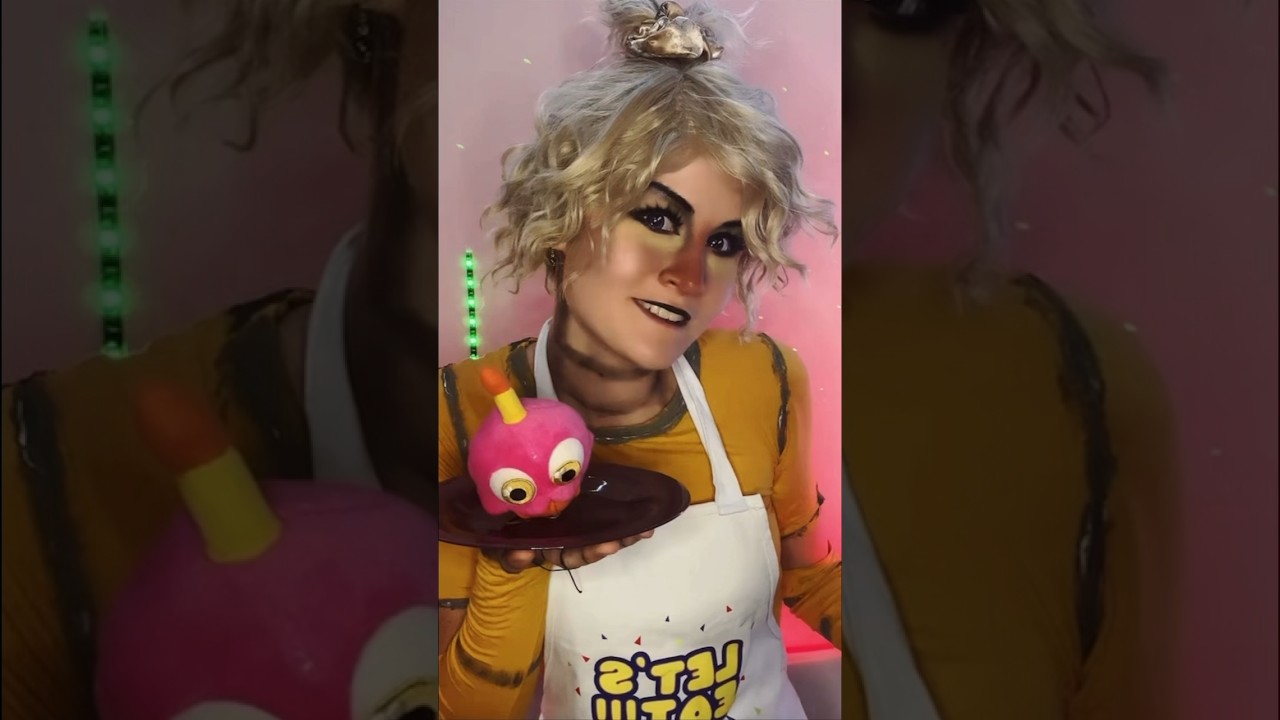 Here is my Chica cosplay in Fnaf 🍕 #fnaf #cosplay