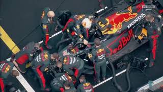 Red Bull F1 mechanics complete a 90 minute repair in 15 minutes on the grid, with 28 seconds to spar