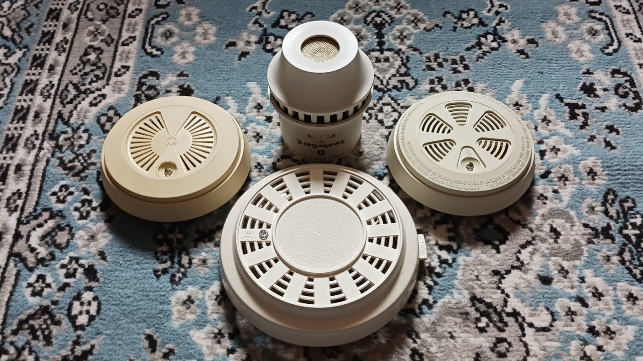 Large vintage smoke alarm unboxing 