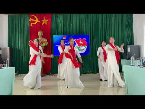 Múa Viết tiếp câu chuyện hoà bình