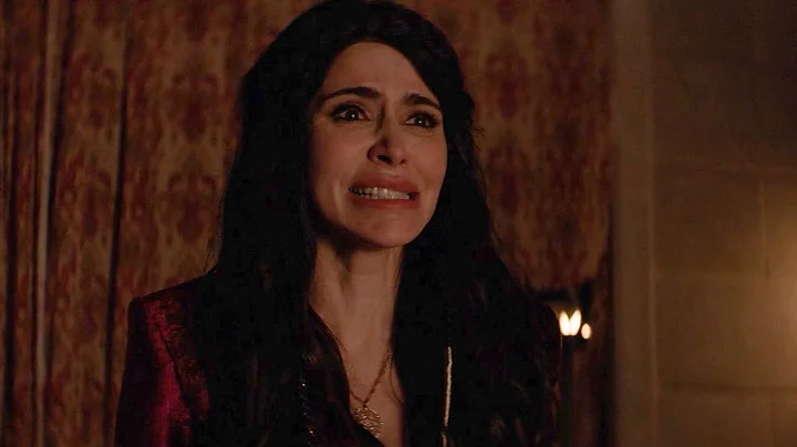 Alice Burns A Desert Rose - Batwoman 2x08