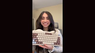 THIS KEYBOARD TAKES THE CAKE 🍫🎂 LOOK HOW SWEET IT IS!! ITS SO CUTE I CANT!! ❤️