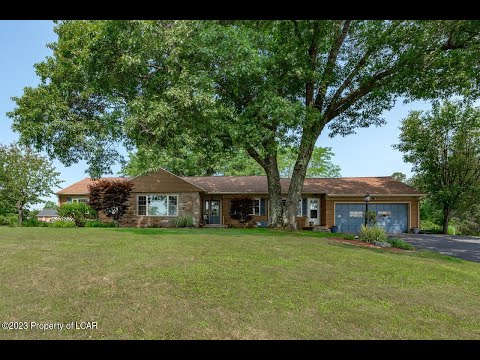 425 Mountain View Drive, Dallas, PA home video tour