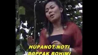 PUTRI SILITONGA    Sai Hulului ho