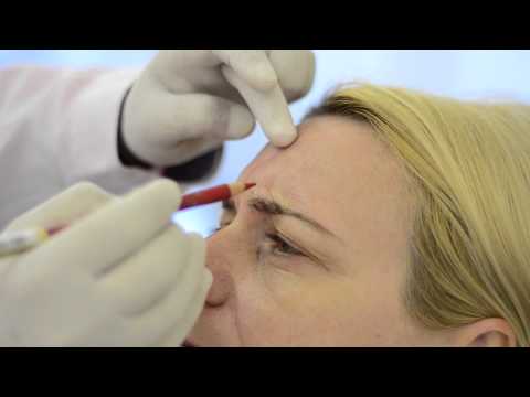 Video: Francisca Lachapel își Injectează Botox Pe Față