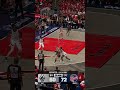 Sophie Cunningham Hits Running Layup