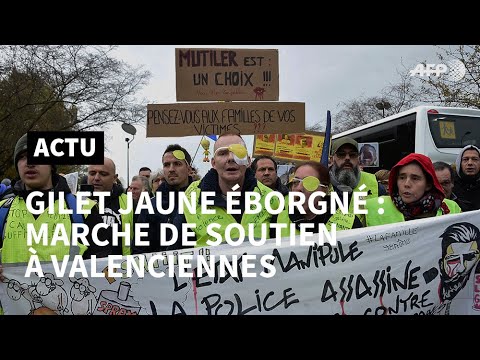 Gilets jaunes» à Paris : Un premier kiosque incendié sur les