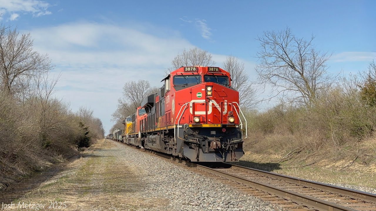 CN M39671-16 w/ CN ES44AC 