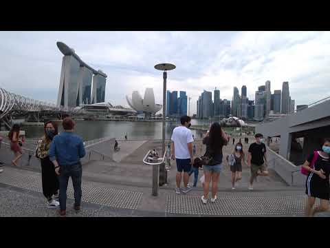 Bayfront Ave & Raffles Ave (Singapore)
