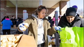 Healthy Holiday Program Thanksgiving Food Distribution Increases to 60,000 Pounds of Fresh Produce
