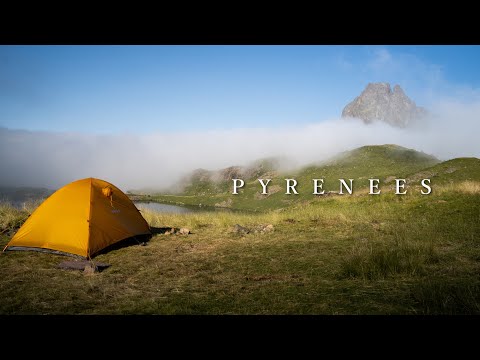 Stay in a tent alone by a quiet lake.(pyrenees) - YouTube