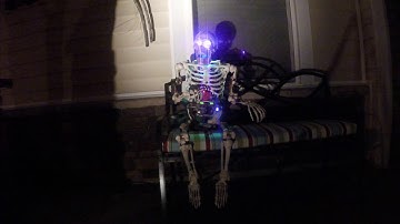 HAPPY HALLOWEEN from Skelly the Robot!