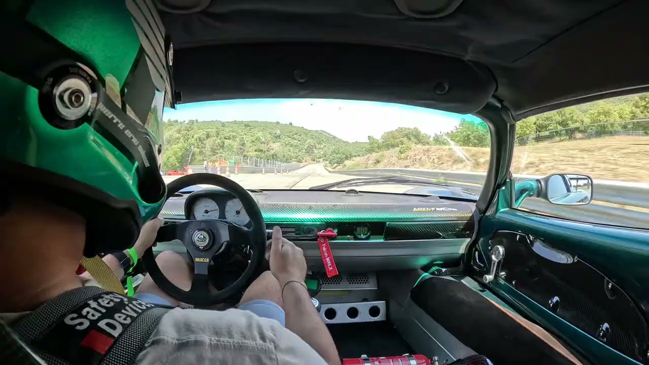 Lotus Exige S1 « Punisher » on Grand Sambuc racetrack
