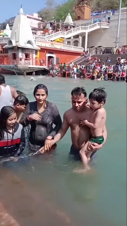 🌷Ganga bath beauty in ganga river🌻🌹 #ganga #gangariver #bathing #viralshorts