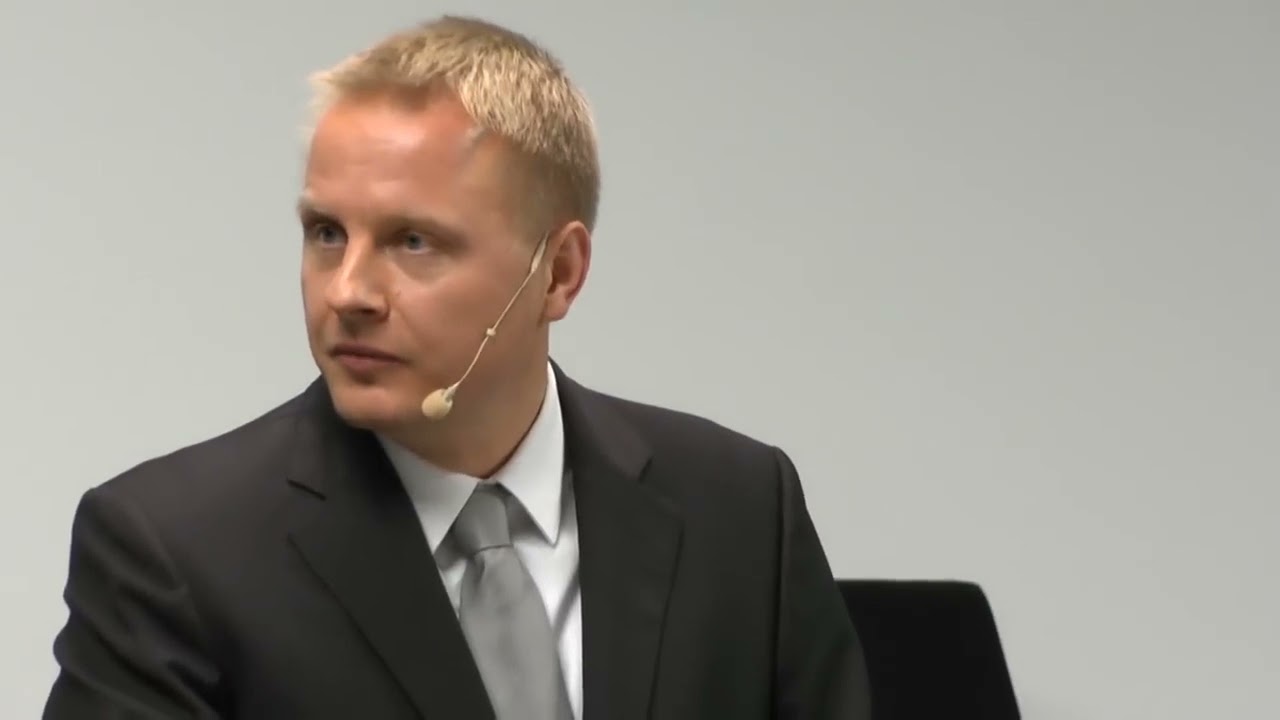 Prof. Dr. Max Otte beim Weltethos-Institut 2013