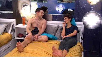 Day 18 - 03/28 - Long game talk, Kevin reassures William he is not a target, Kevin hugs him.