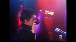 Muse - Feeling Good(live at Radio 3 2011)