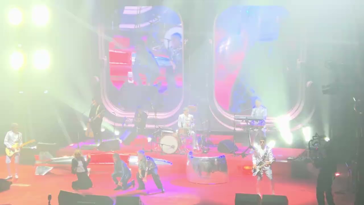 Me hace sentir - Turf ft. Miranda!