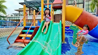 Main Perosotan Air dan Berenang Waterpark dan Playground Anak  Golden Tulip Resort Batu Malang