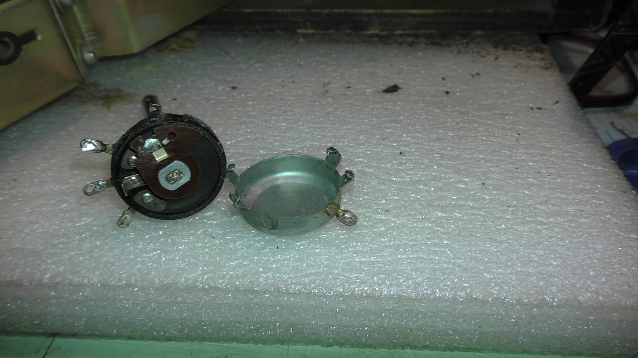 ремонт радиолы Латвия 1960 г. Необычная неисправность. - YouTube