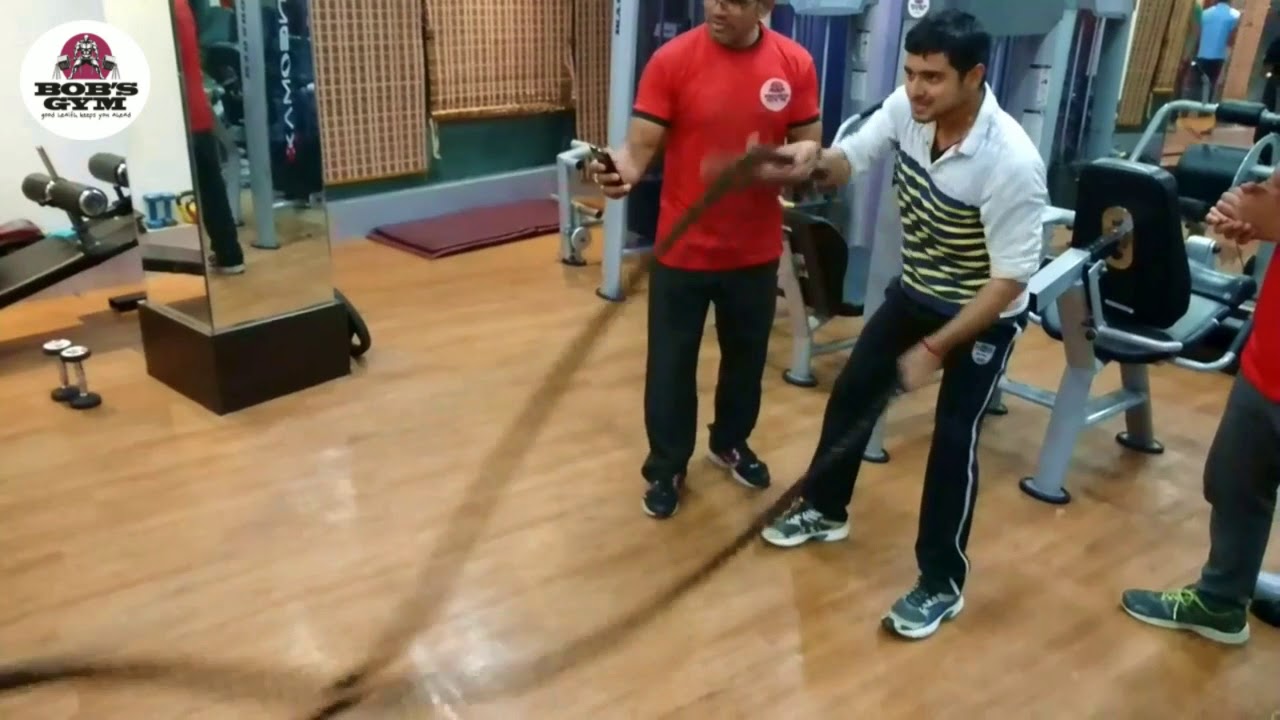 Battle rope challenge at Bob's Gym - YouTube