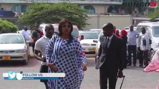 Wema Sepetu Ajishaua Mahakamani, Aongea Na Simu Ndani Mahakama