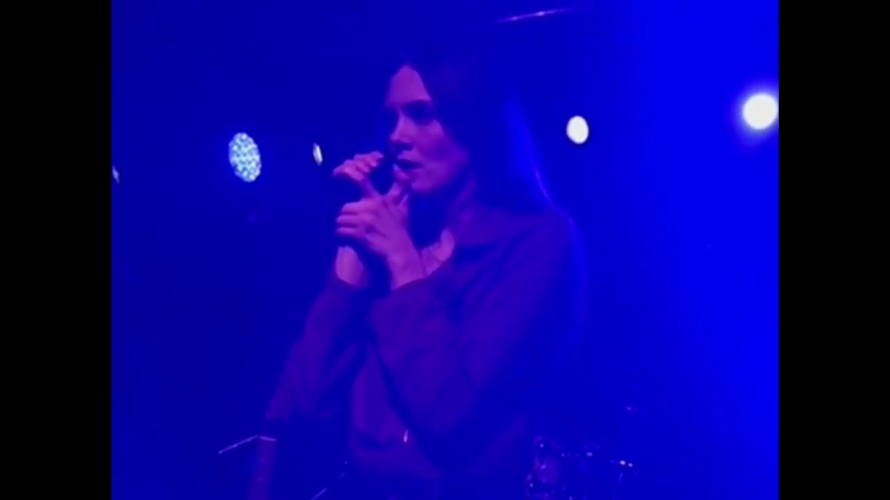 BlueDreams‘s Diva - live