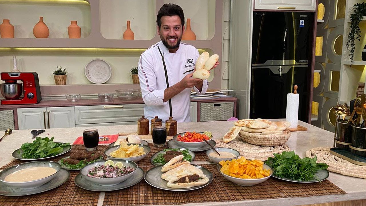 المطعم مع الشيف محمد حامد | ساندوتشات الكفتة - سلطة الطماطم - سلطة الطحينة